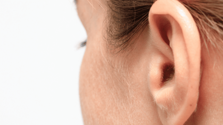Swollen-Ear-Canal-768x432